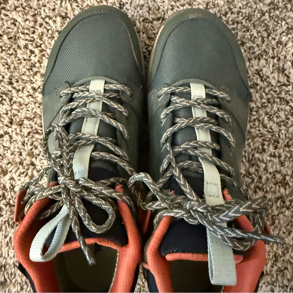 Teva Grandview GTX Women’s Green Hiking Shoes - Picture 7 of 7